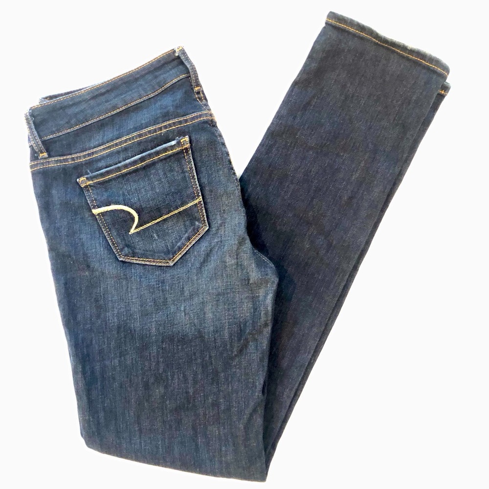 American Eagle Low Rise Skinny Size 8 Jean